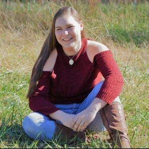 Meet your Posher, Chacharlotte